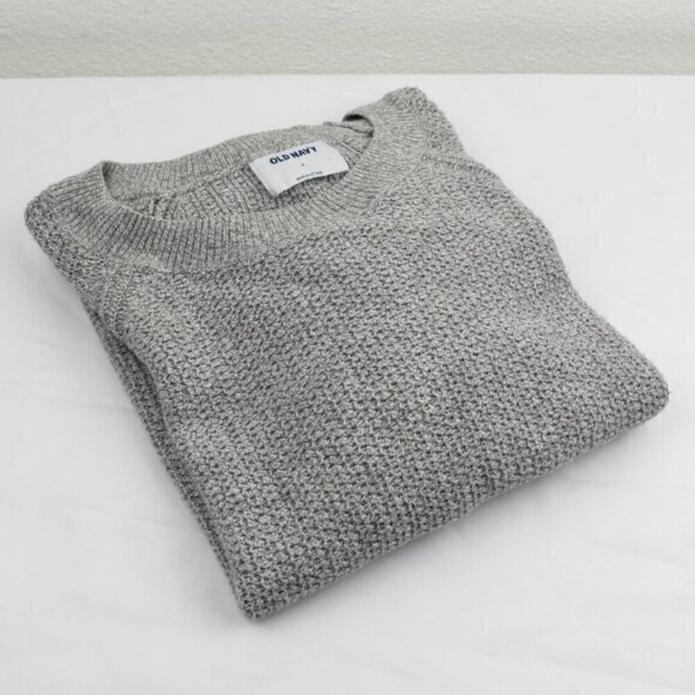 Old Navy Long Sleeve Sweater Size Medium Color Grey Gently used Condition